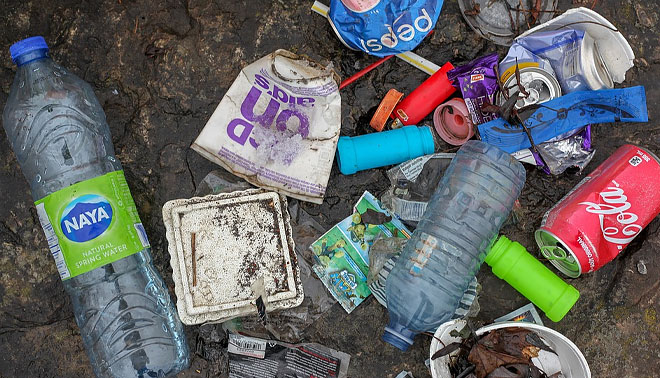 beach trash