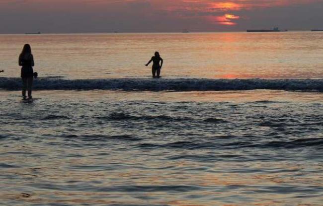 beach-safety-tips